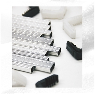 Separadores de aluminio estándar y esquinas plásticas
